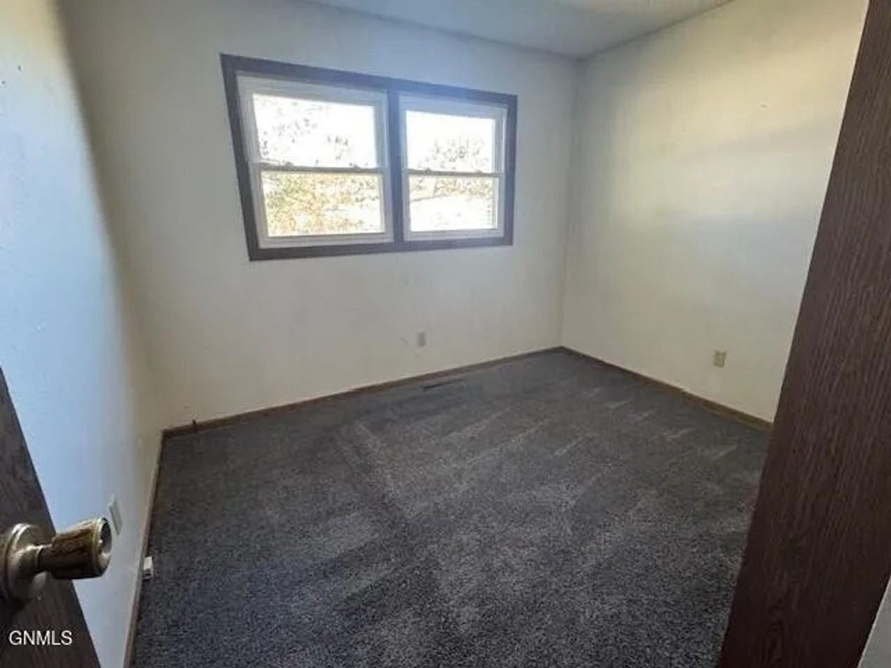 1123 2nd Avenue East - Photo 3 of 6