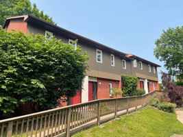 featured image of 717 W College Ave