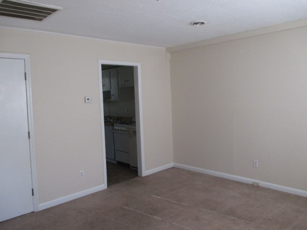 514 Williams St - Photo 2 of 6