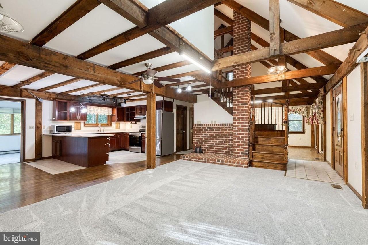12610 Timber Grove Rd - Photo 3 of 39