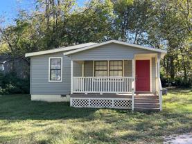 1226 N Davies Ave - Photo 1 of 1