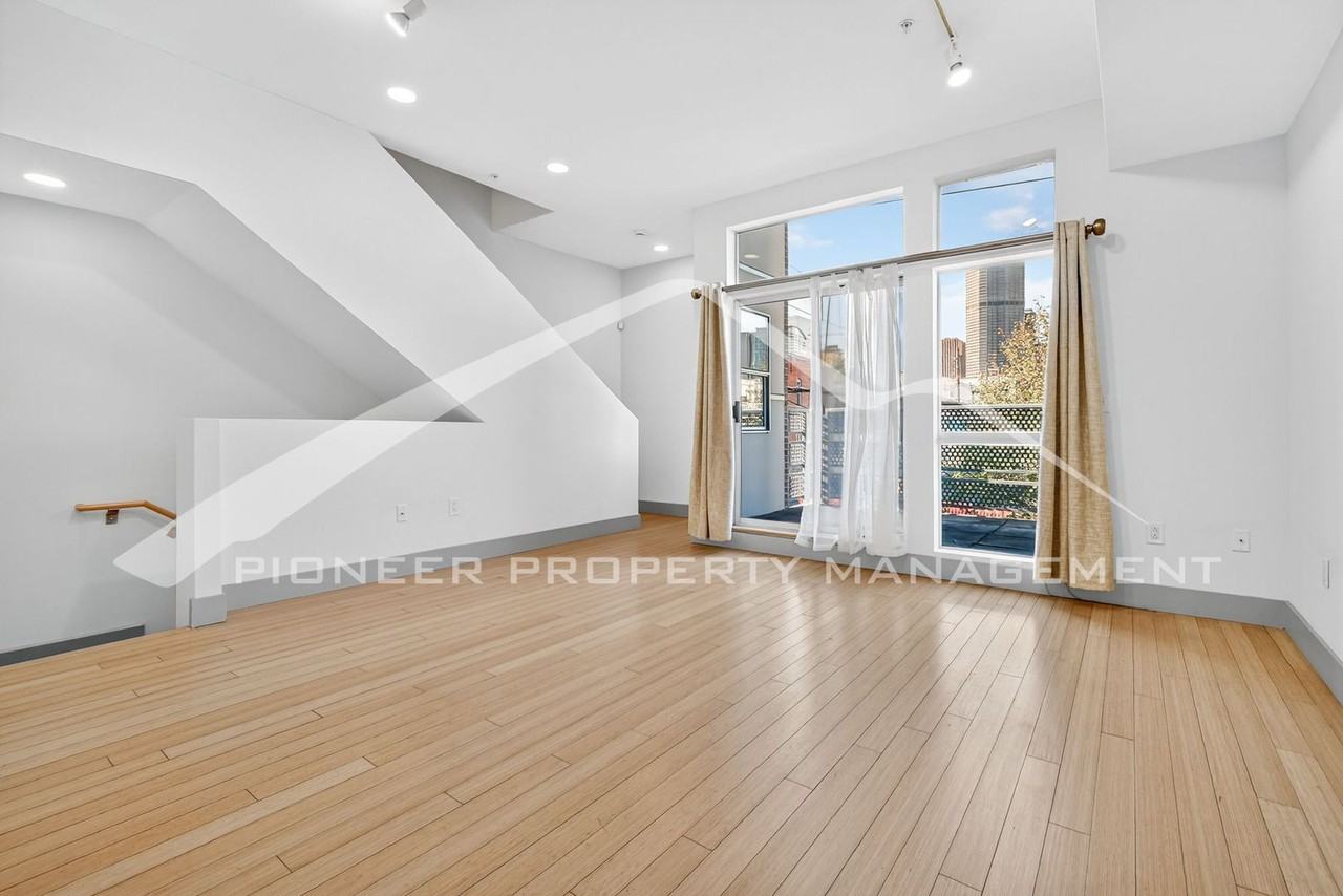 2400 Champa St #2 - Photo 6 of 27