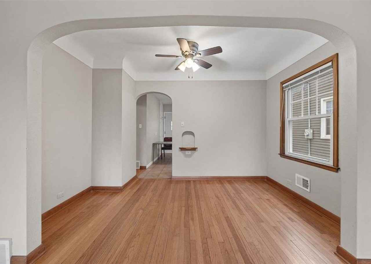 1928 A Ave Ne - Photo 6 of 21