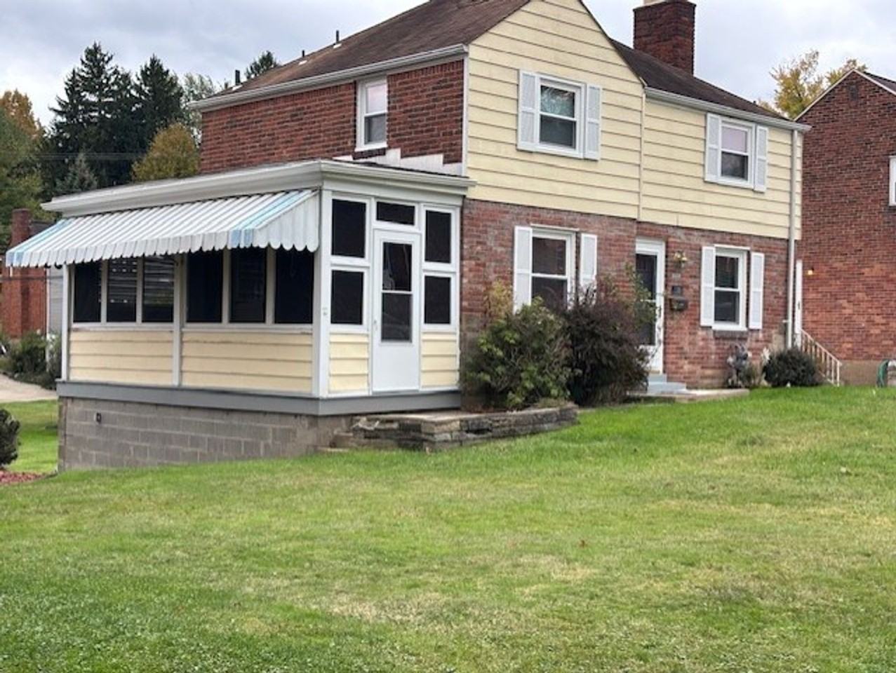 5309 Fieldcrest Dr - Photo 4 of 36