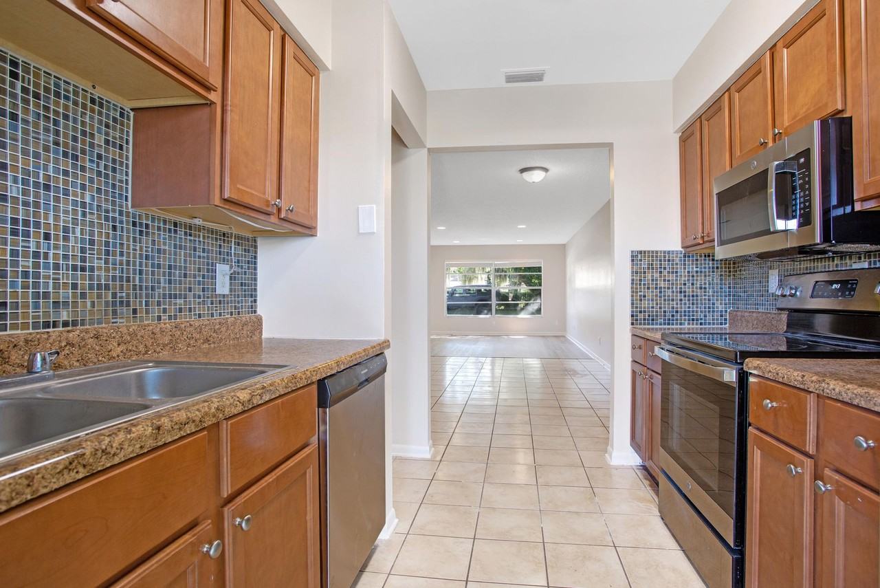 The Morton Apartments | 1 - Photo 3 of 21