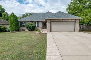 featured image of 5465 S Cloverdale Ln