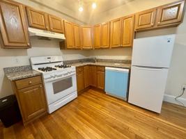 featured image of 1613 Commonwealth Ave