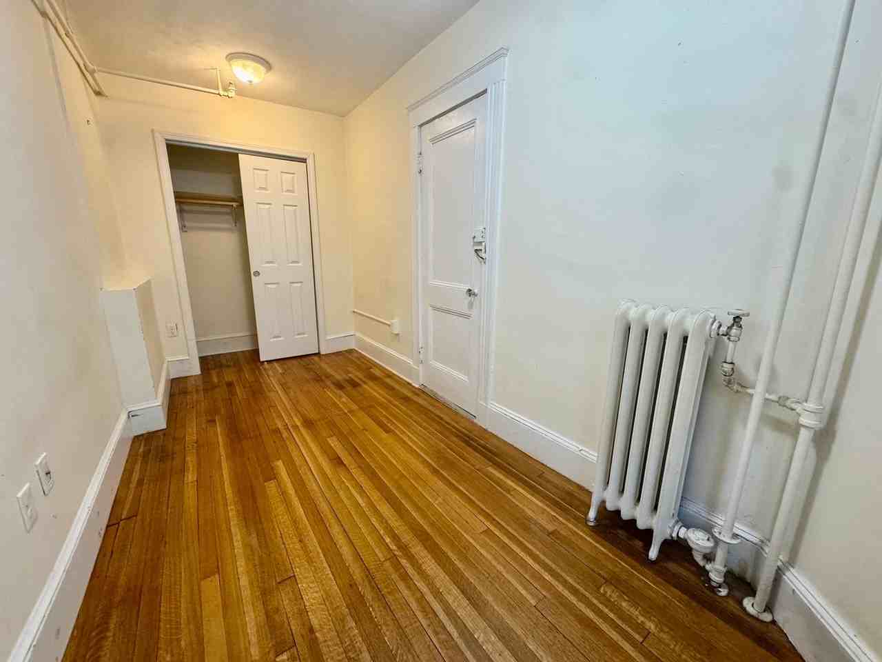 1606 Commonwealth Avenue - Photo 6 of 17