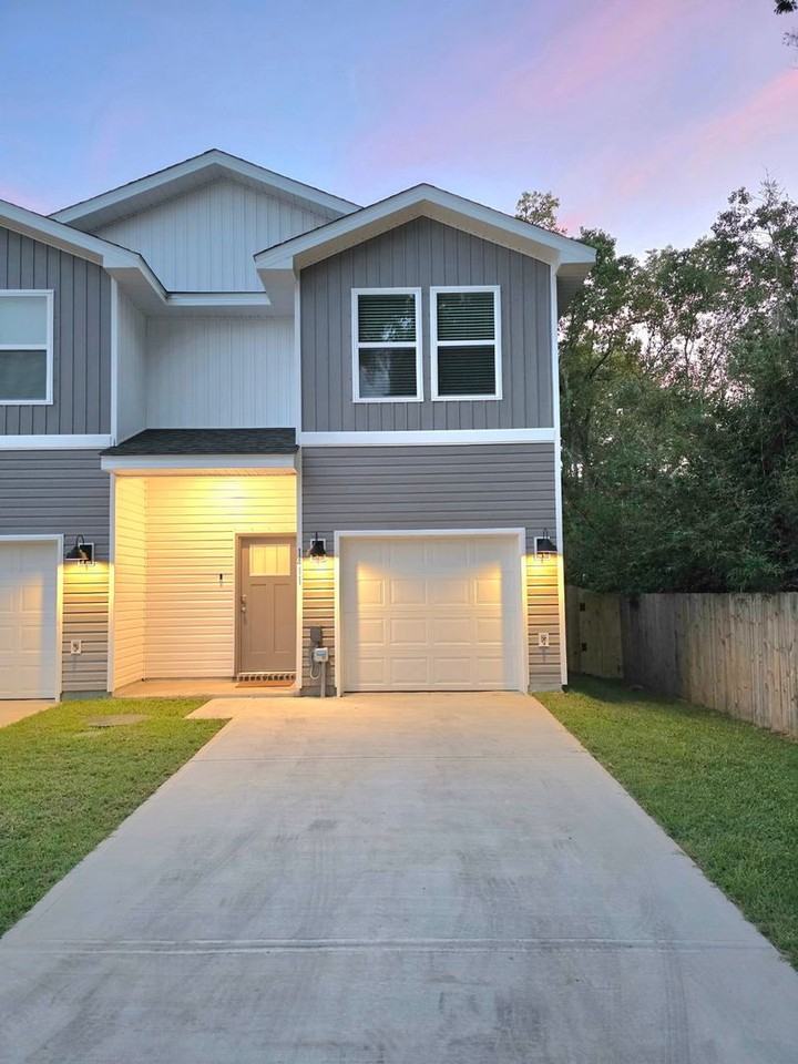 1411 Maritime Dr - Photo 2 of 28