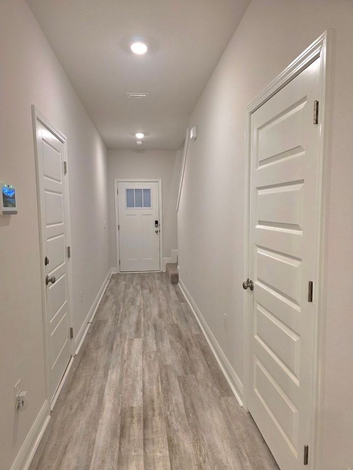 1411 Maritime Dr - Photo 3 of 28