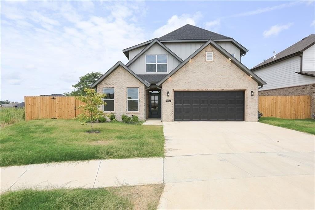 970 Moksha St - Photo 4 of 36