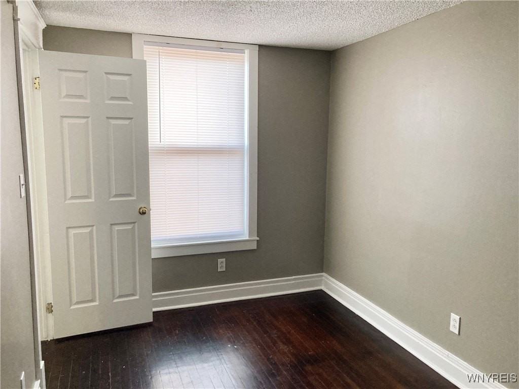 294 S Elmwood Ave Apt 1 #1 - Photo 7 of 9