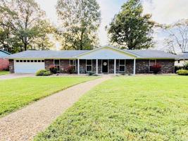 featured image of 816 Teresa Dr