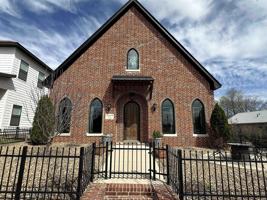 featured image of 520 E 16th St