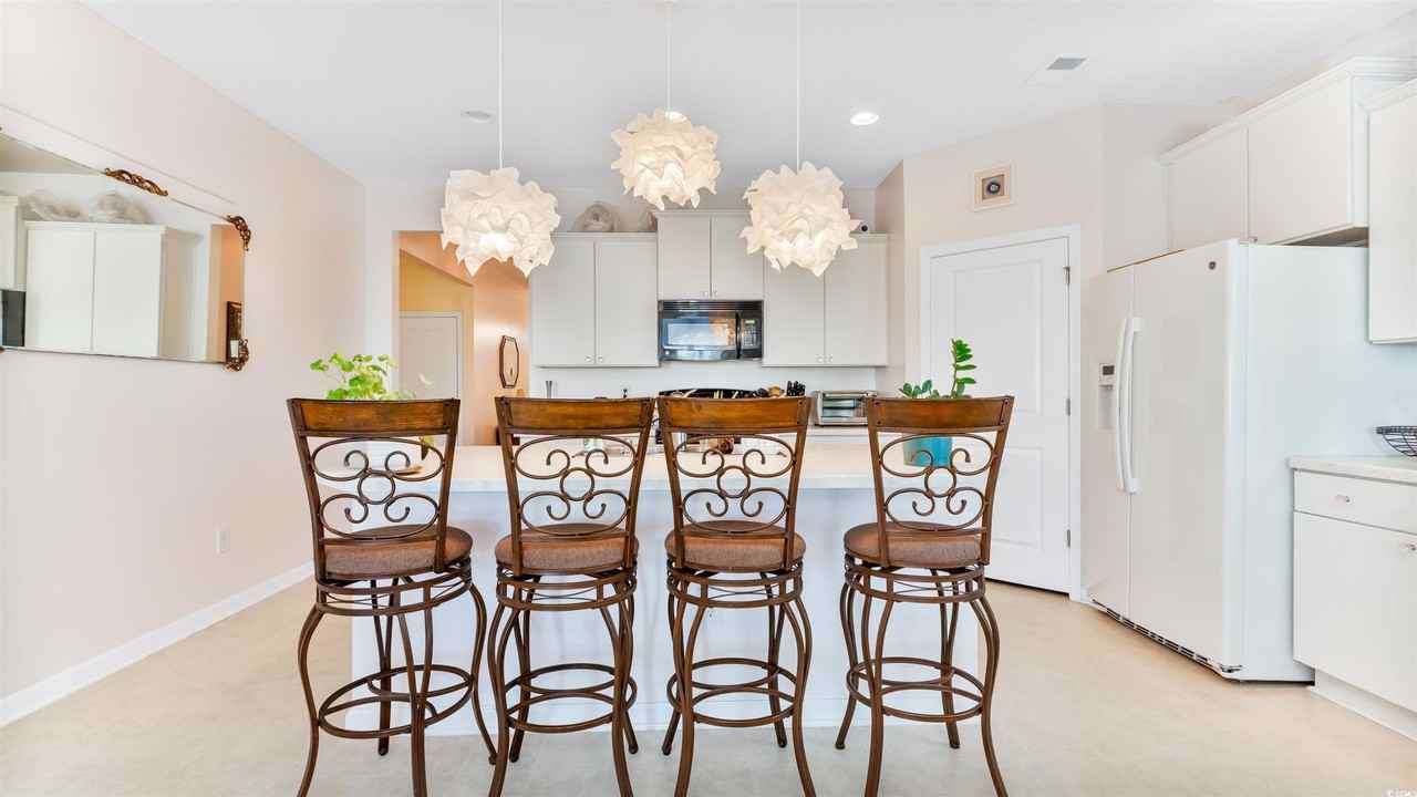 850 Hayes Point Cir - Photo 7 of 36