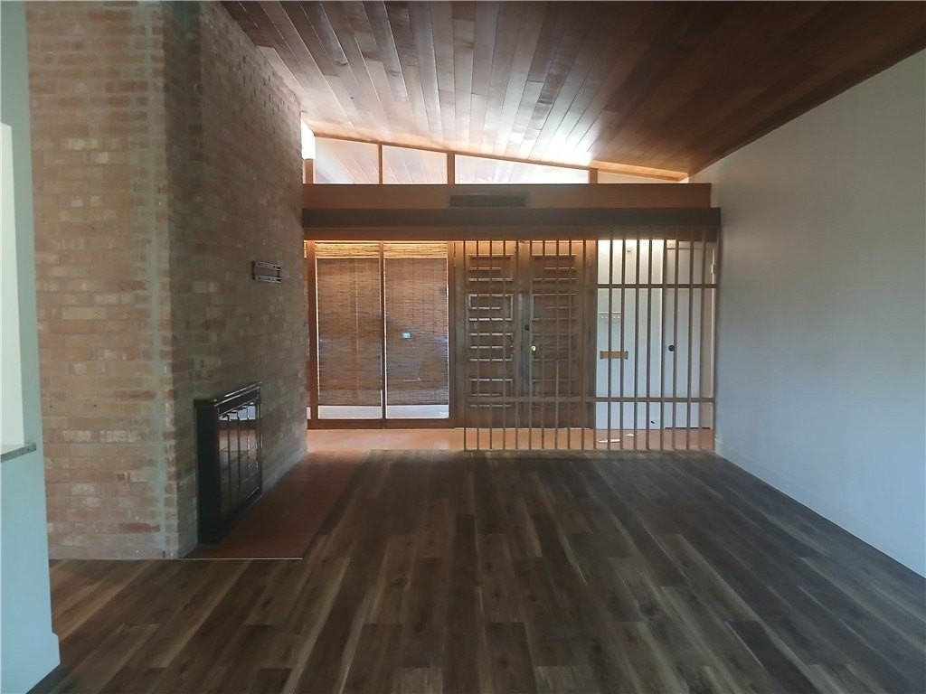 730 Bradshaw Dr - Photo 4 of 4