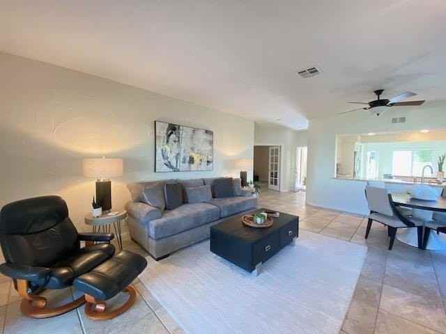 678 Vista Lago Cir N - Photo 6 of 39