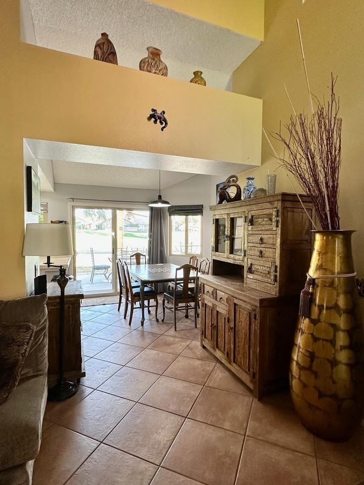 42275 Omar Pl - Photo 5 of 32