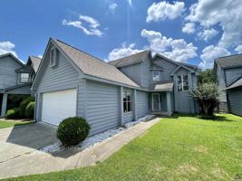 featured image of 117 Island Blvd