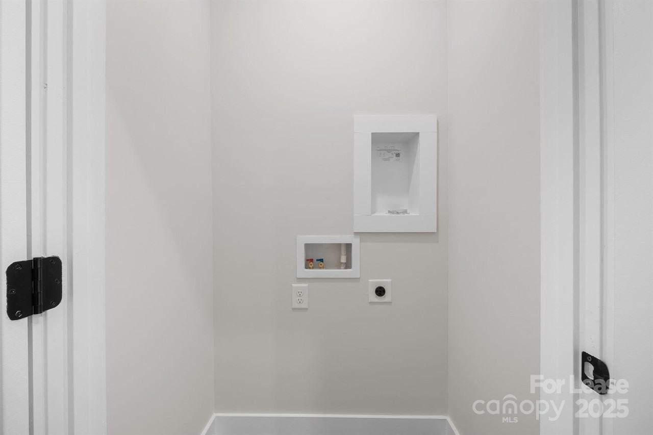 3007 Jolene Court - Photo 5 of 12