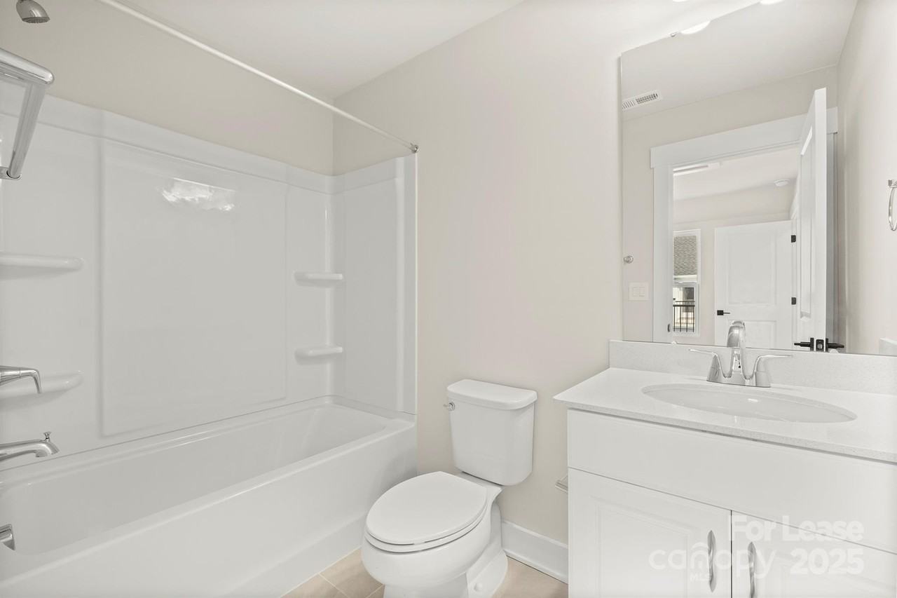 3011 Jolene Ct - Photo 6 of 29