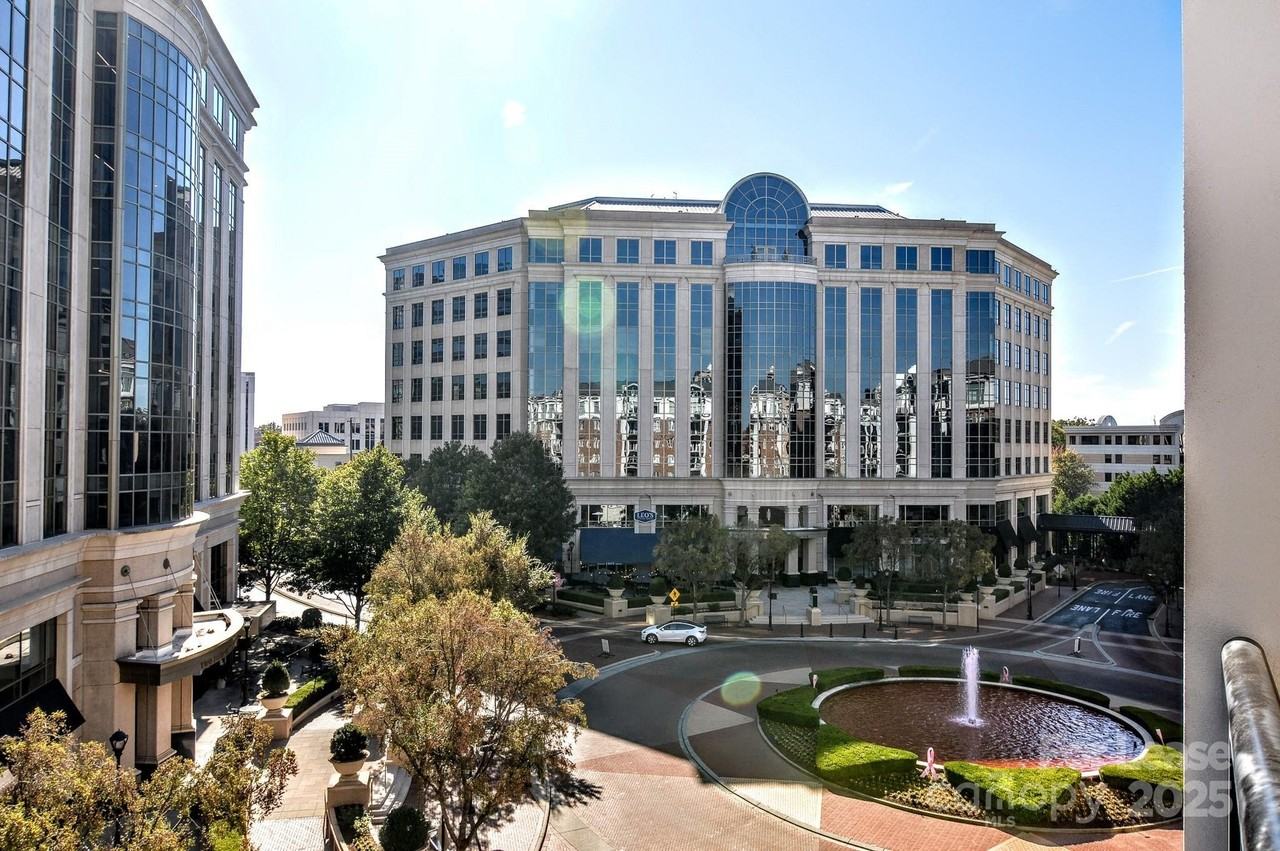 4625 Piedmont Row Dr Unit 503 #503 - Photo 2 of 14