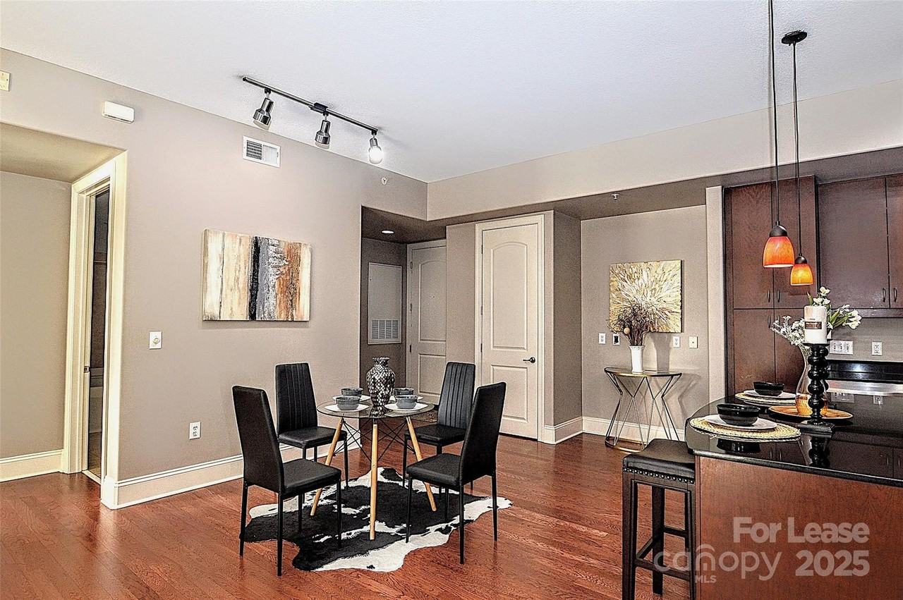 4625 Piedmont Row Dr Unit 503 #503 - Photo 4 of 14