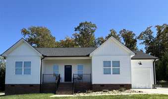 featured image of 1371 Legion Club Rd