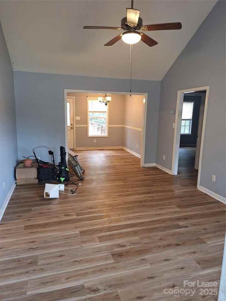 228 Sheffield Drive - Photo 4 of 20