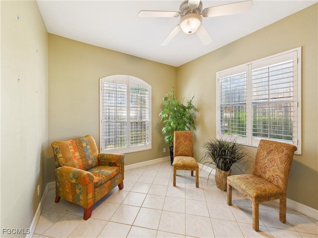 21809 Masters Cir - Photo 3 of 31