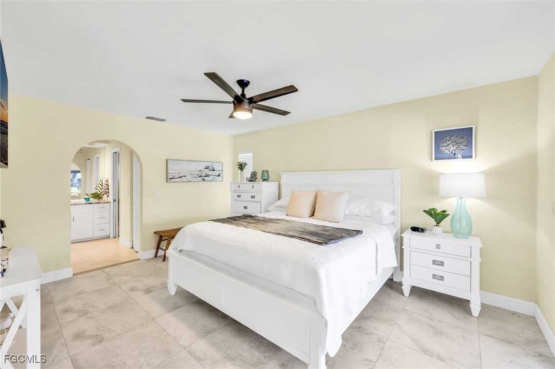 5032 Skyline Blvd - Photo 7 of 37