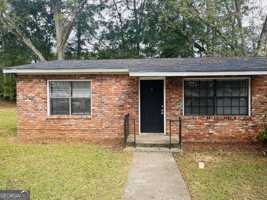 featured image of 129 Church Ave #05