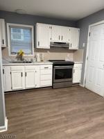 featured image of 90 Governor St #2