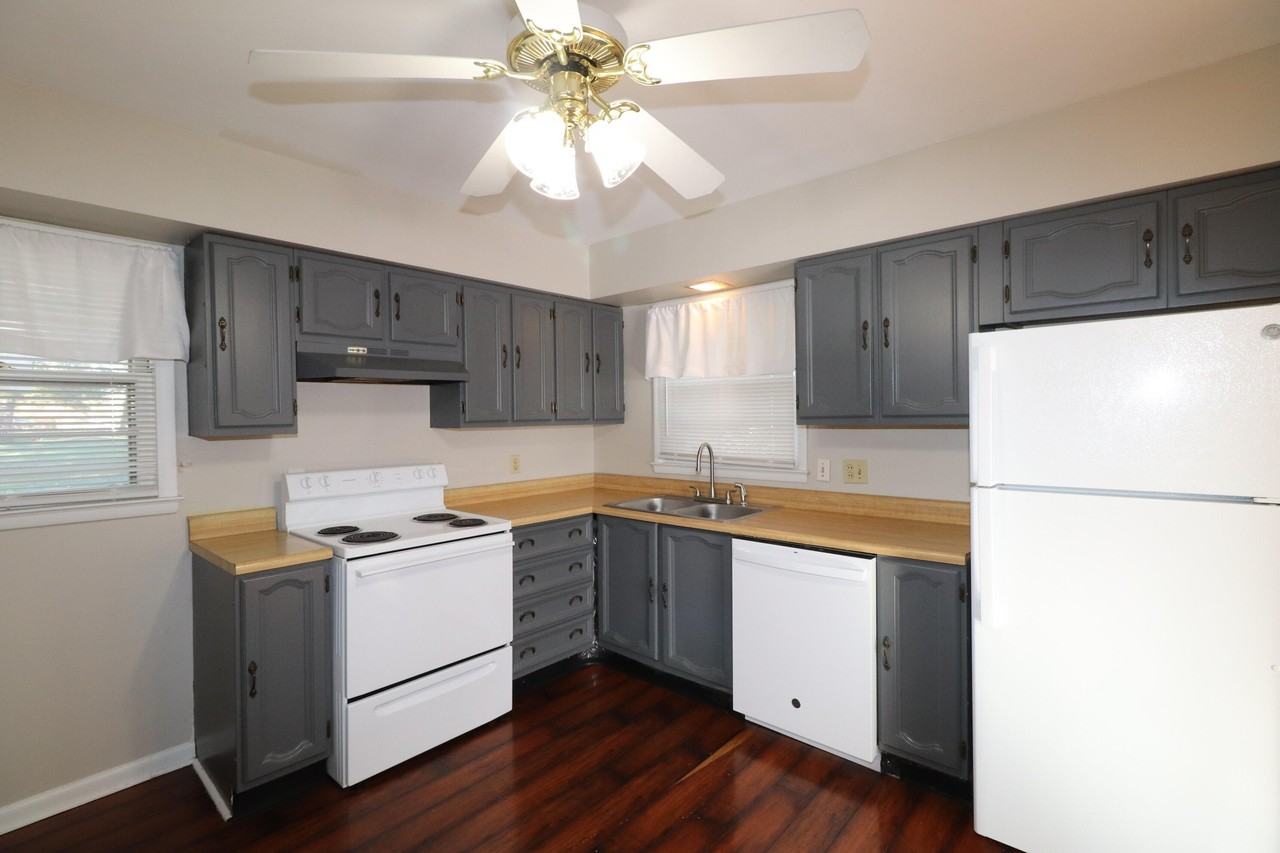 501 Westerfield Way - Photo 5 of 21