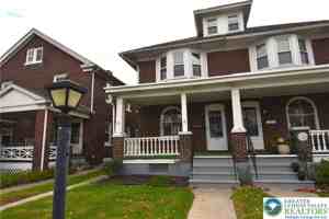 featured image of 2232 Fairview Ave