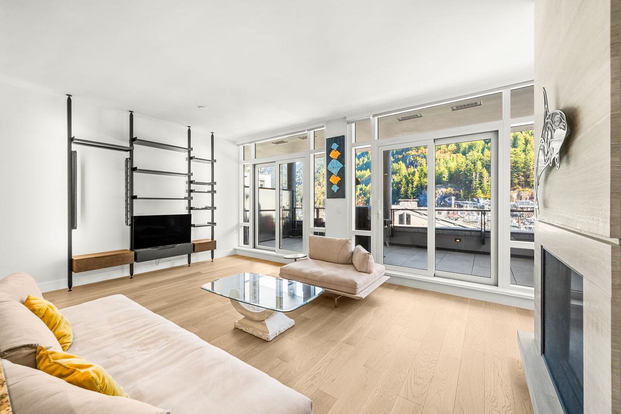 6697 Nelson Avenue #203 - Photo 3 of 23