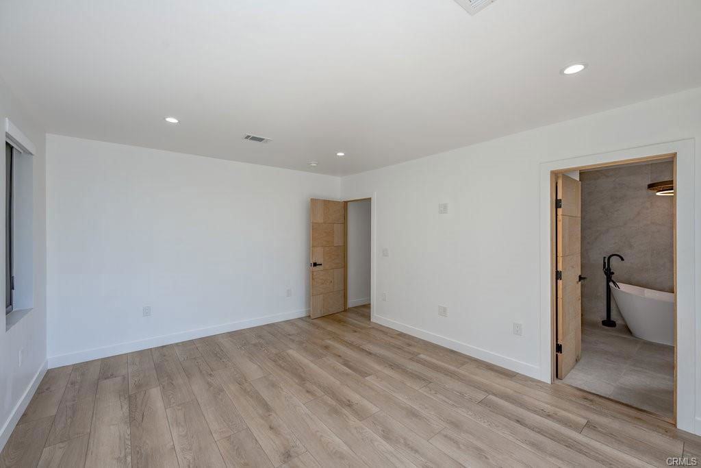 1948 Phillippi Street - Photo 2 of 8
