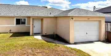 featured image of 1527 Gilbert Ave S