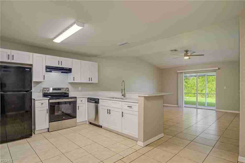 704 Ichabod Avenue South - Photo 2 of 8