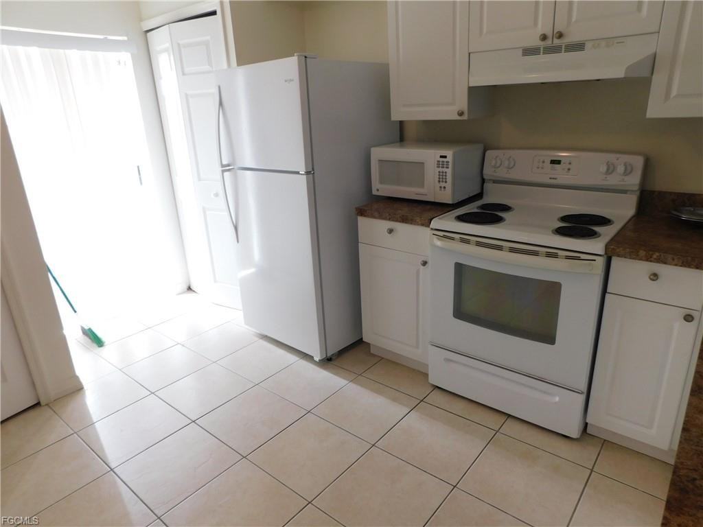 508 Se 7th St #107 - Photo 6 of 8