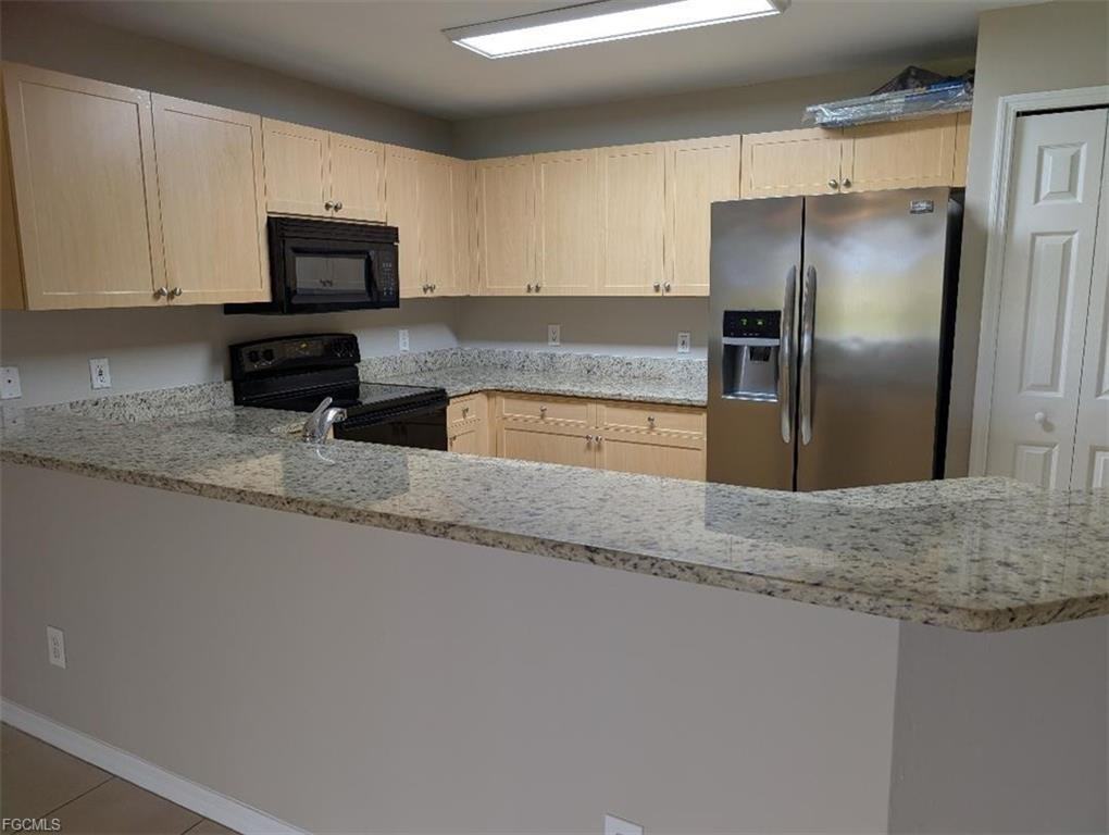 1828 Ne 8th Pl - Photo 3 of 8