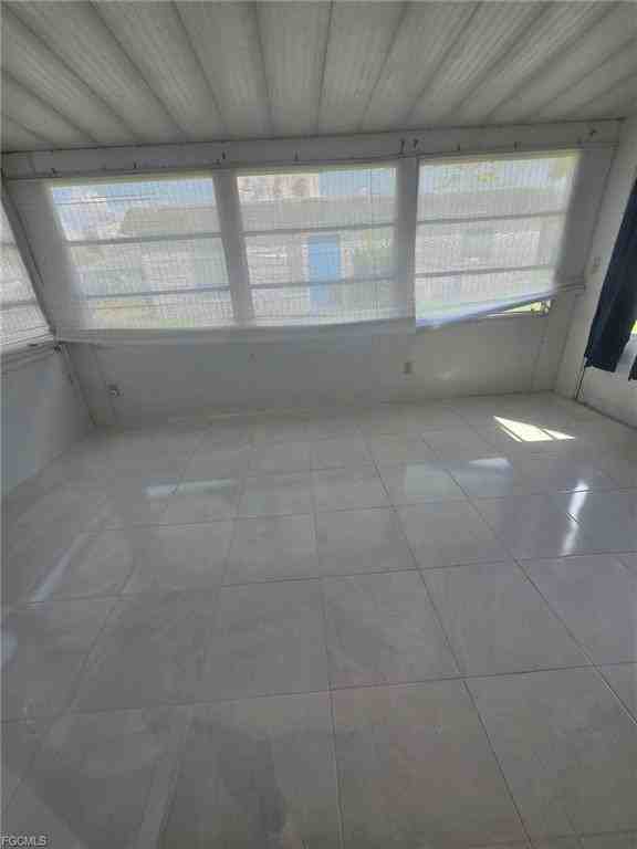 24 Temple Ct - Photo 6 of 8