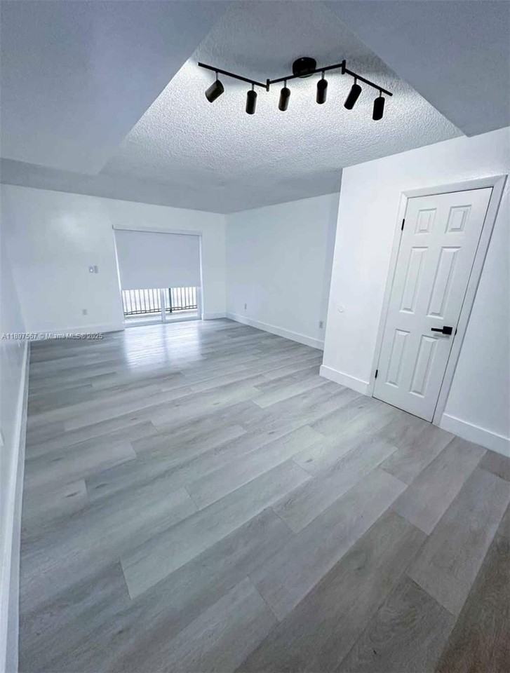 2301 W 60th St #A211 - Photo 6 of 29