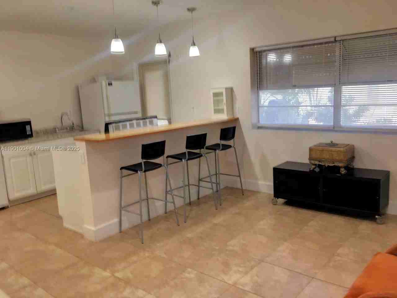 3515 Van Buren St #104 - Photo 4 of 16