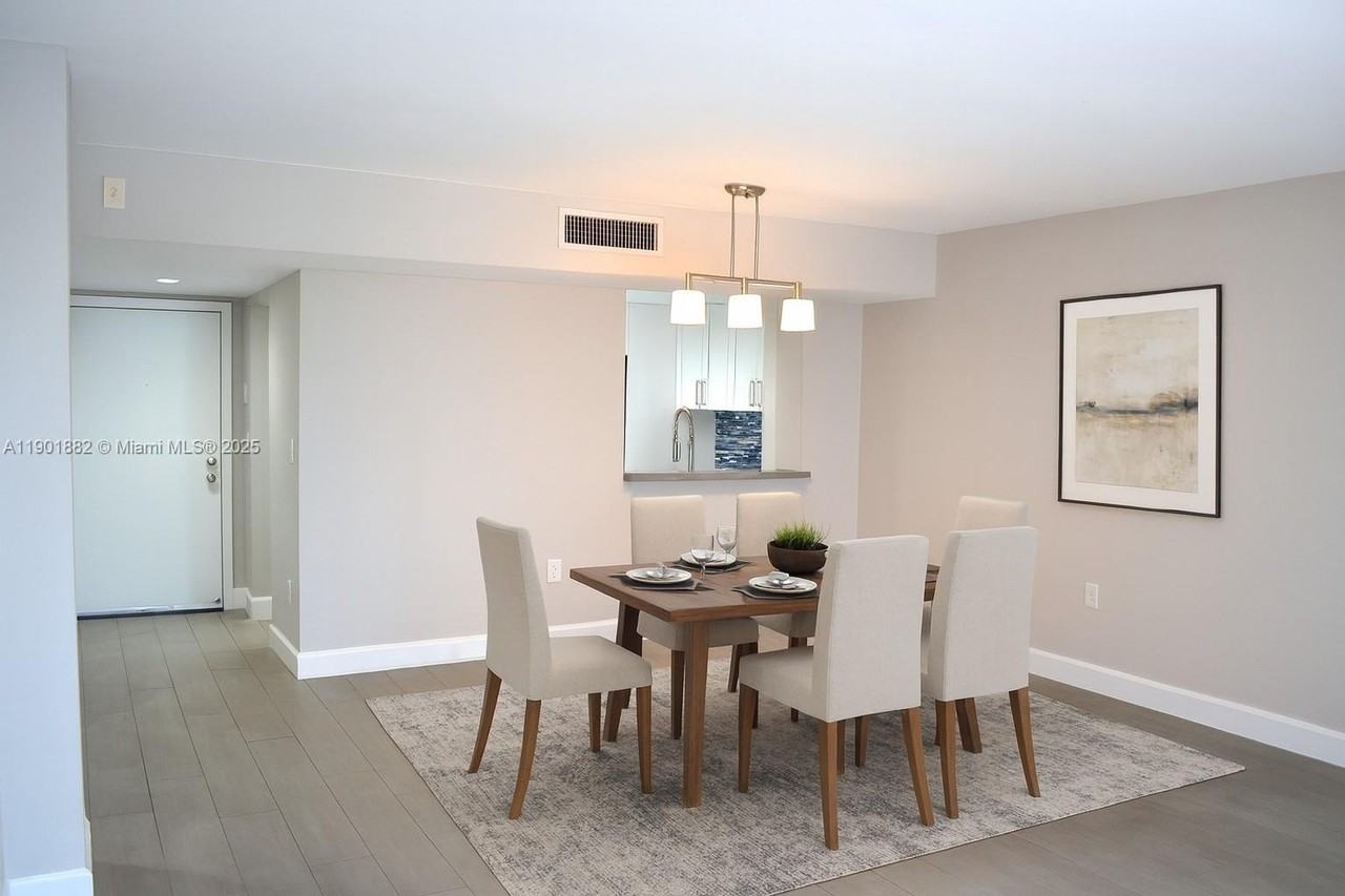 8045 Sw 107th Ave #303 - Photo 7 of 26