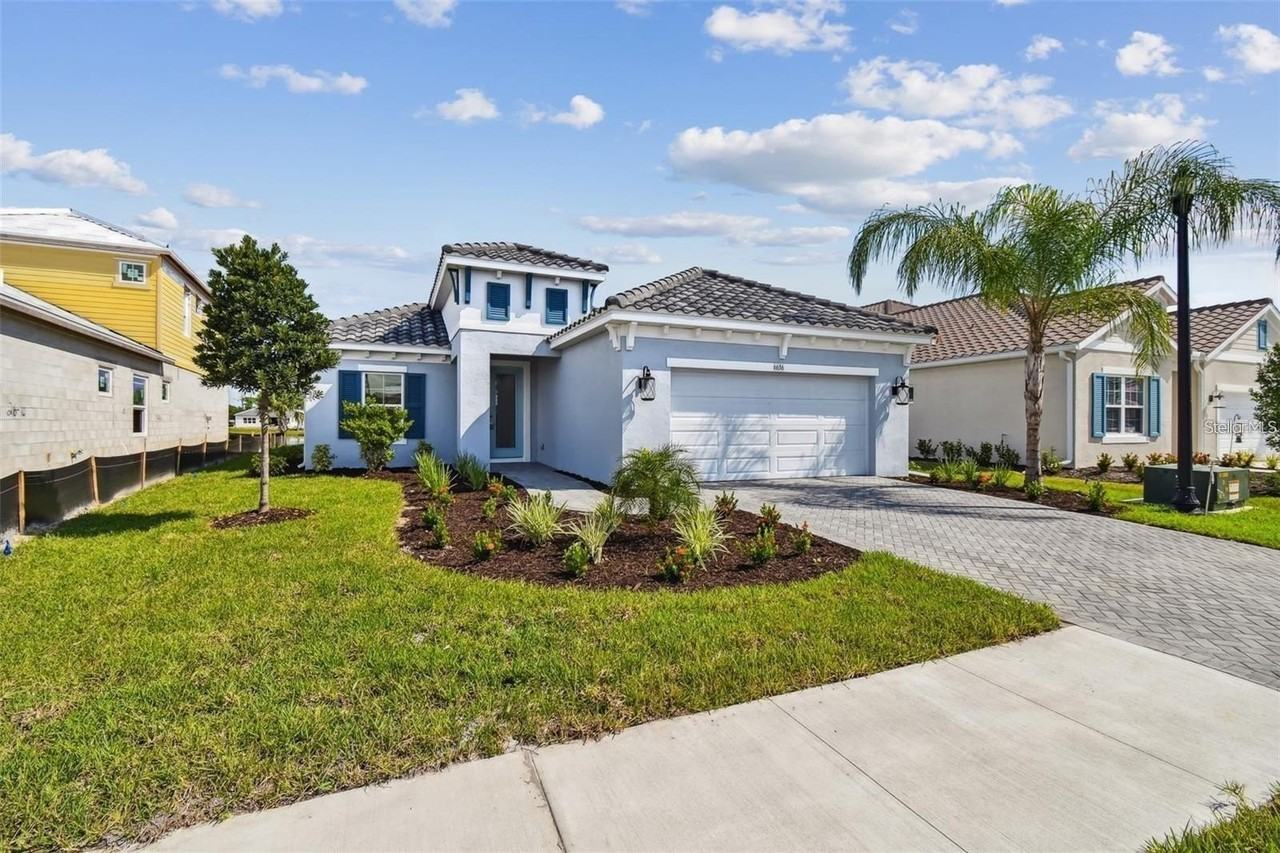 6636 Fort Pierce Ave - Photo 2 of 48