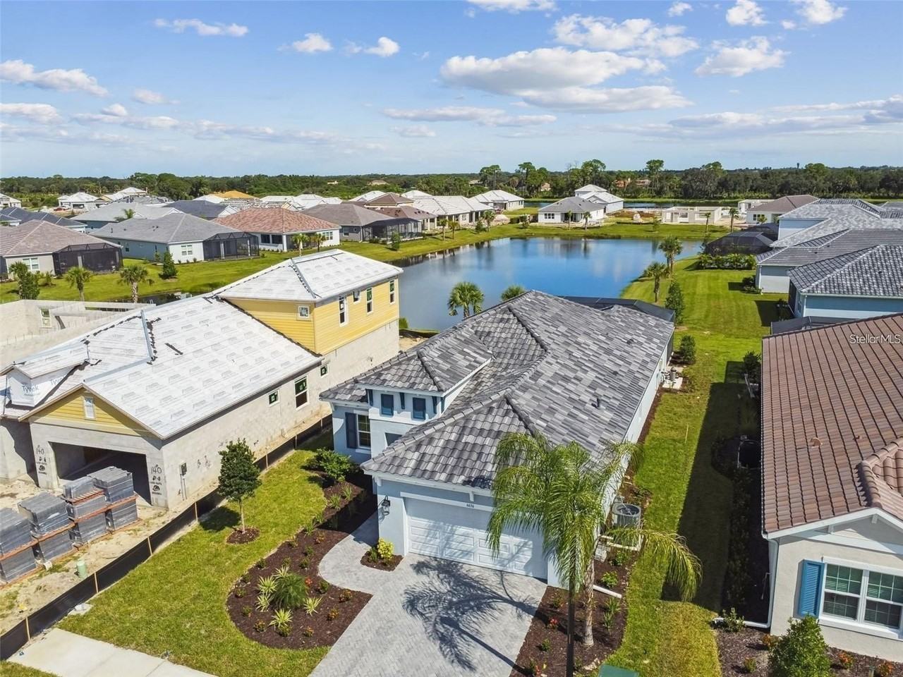 6636 Fort Pierce Ave - Photo 4 of 48