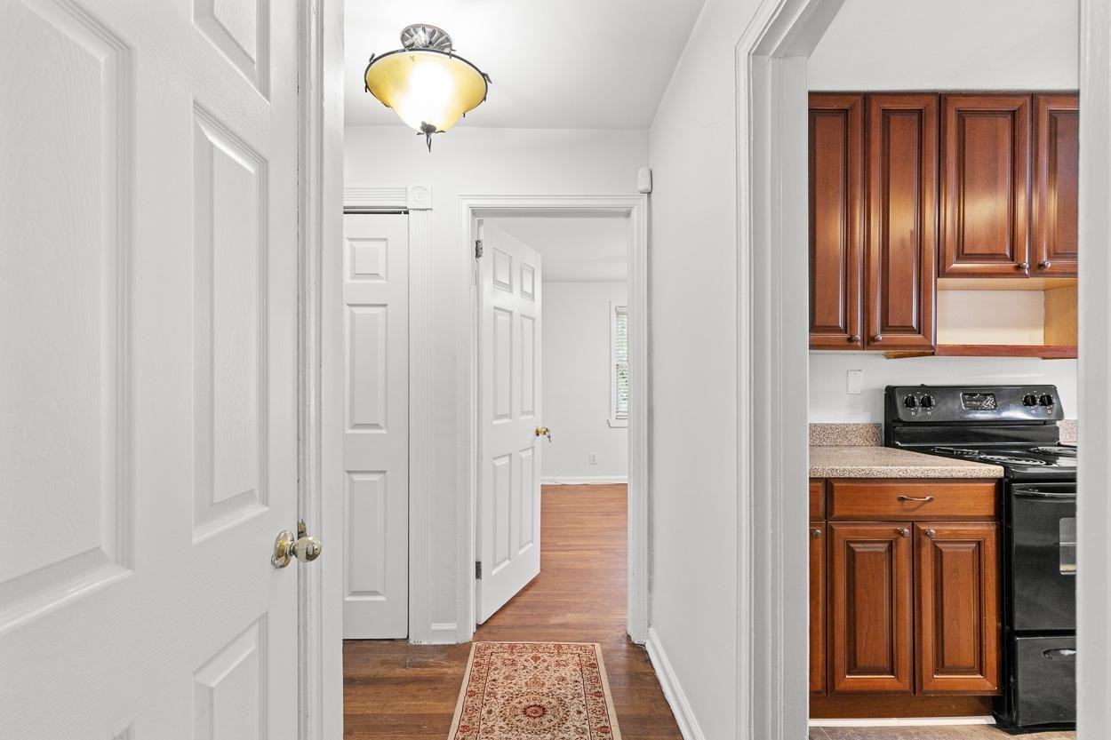 Hooper St - Photo 4 of 10