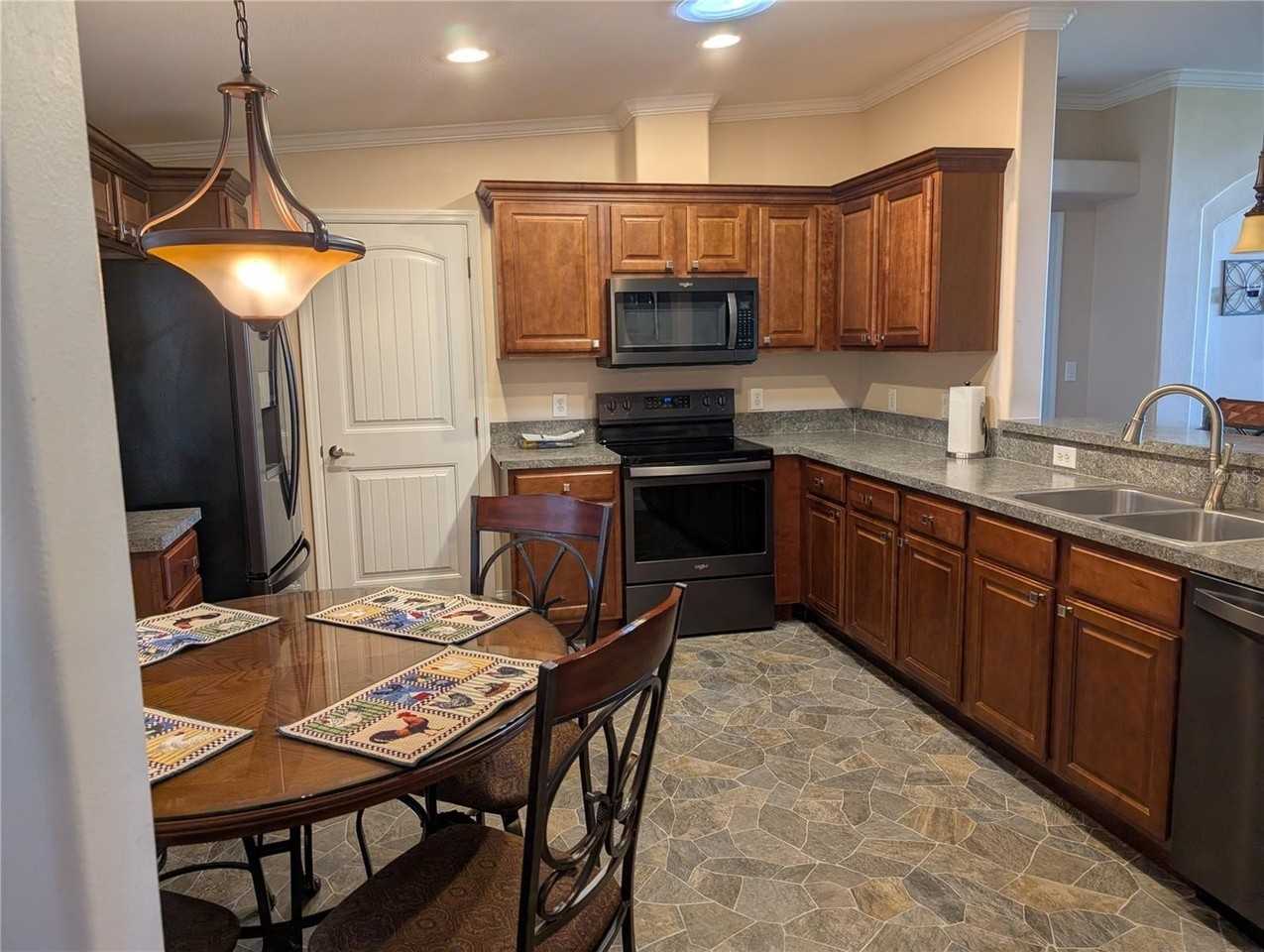 38333 Callaway Blvd - Photo 6 of 29