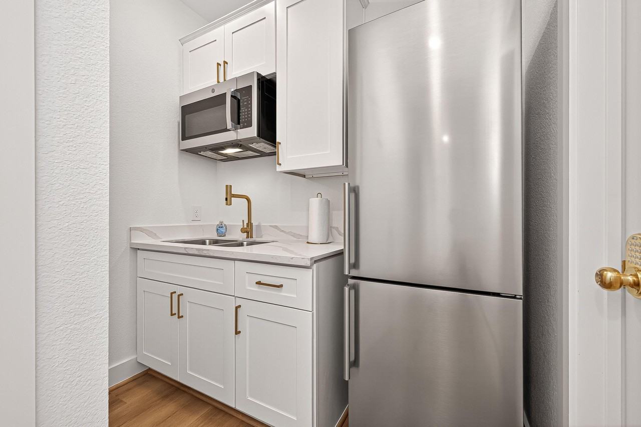 Farmer Street - Photo 3 of 16